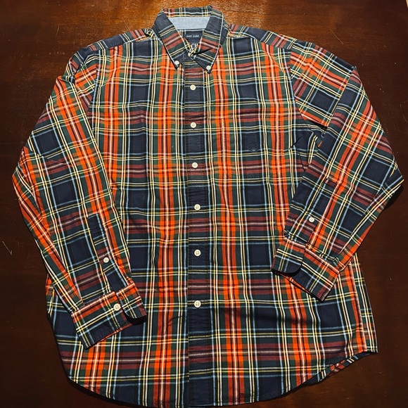 Men’s Chaps Easy Care Plaid Button Up Shirt Red Blue Size Medium - Picture 1 of 6
